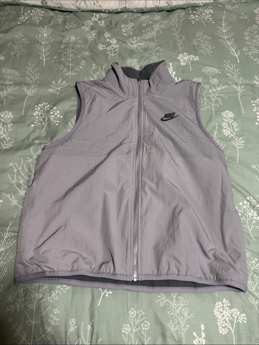 Nike Light Lavender Zip-Up Wind Vest